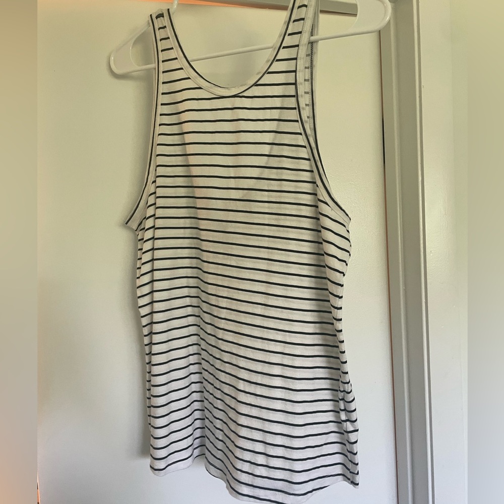 Black & white tank RVCA